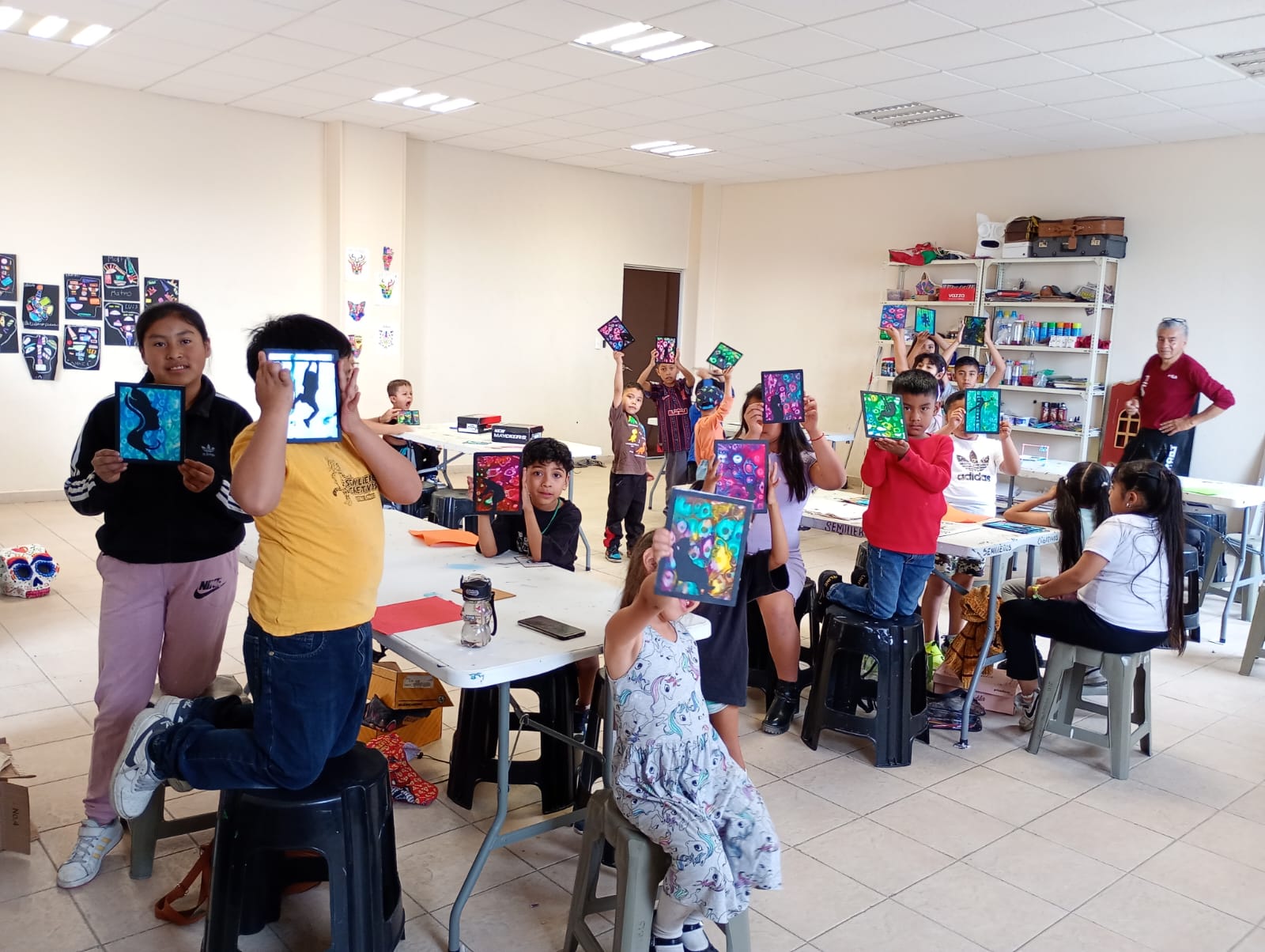 Actividad Cultural Comunitaria: Manos que cuentan historias